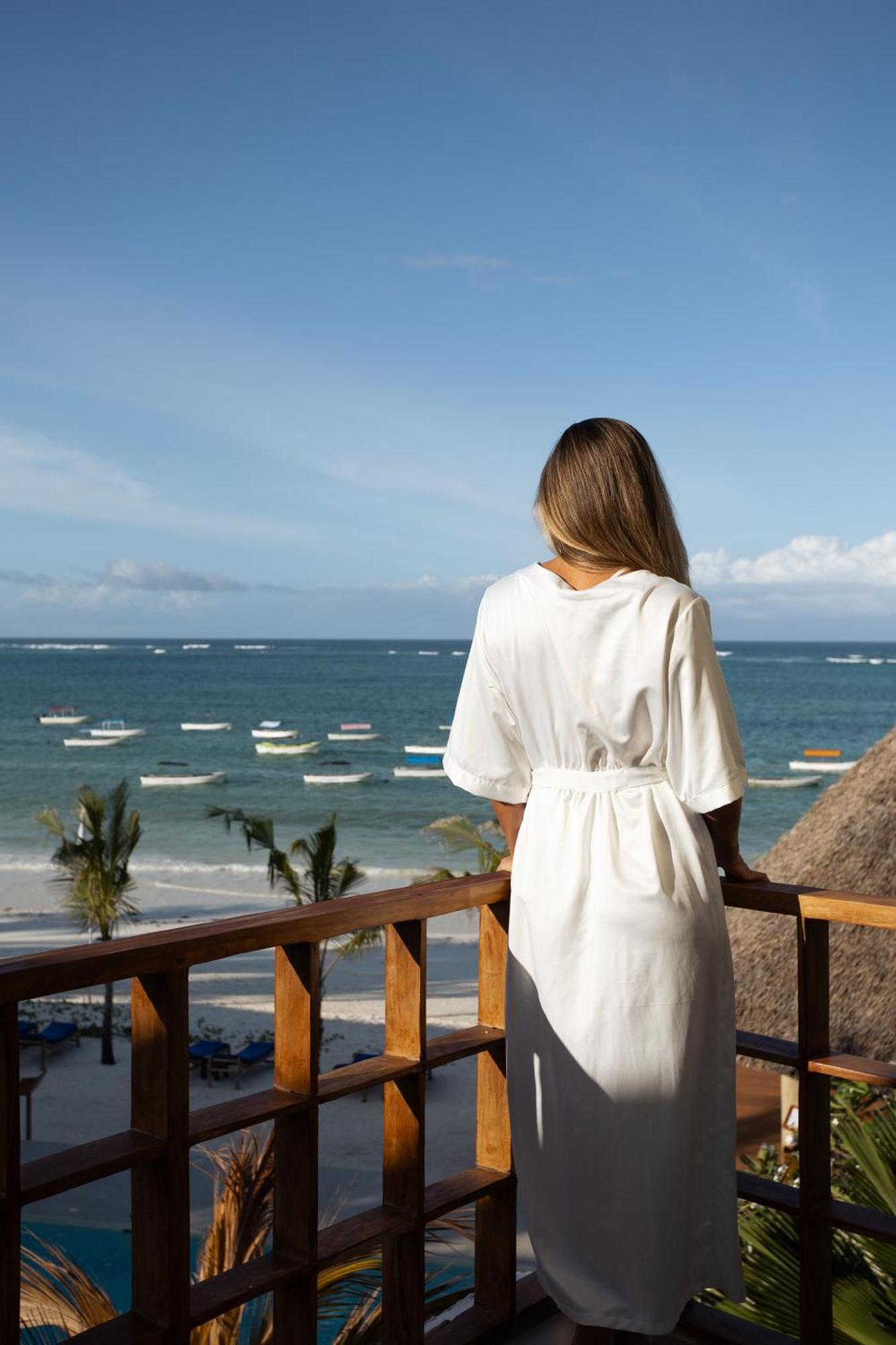 Ocean Boutique Hotel - Adults Only Пингу Экстерьер фото